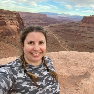 Meet your Posher, Melissa